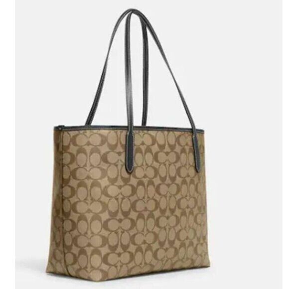 Coach City Tote In Signature Canvas With Varsity Motif NWT Coach City Tote‎ Leather Signature Canvas With Varsity Motif